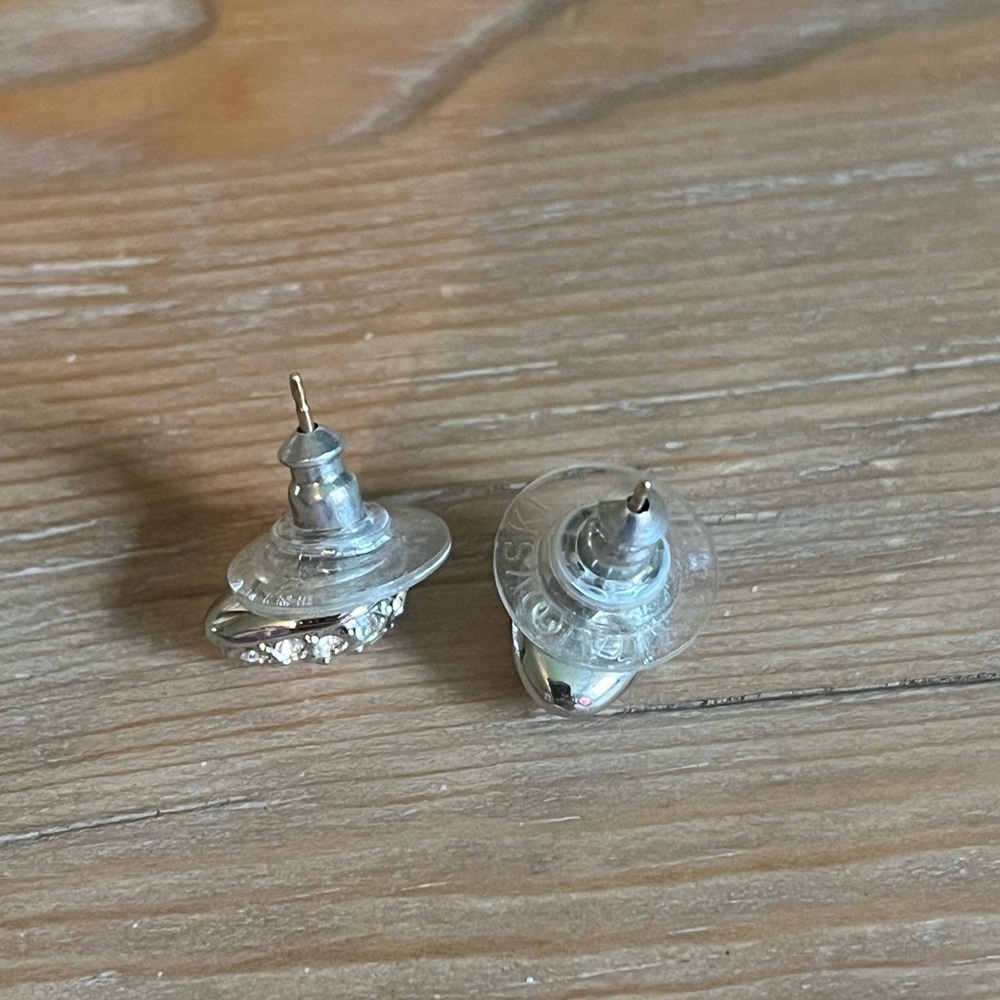 Swarovski Vintage Elegant Silver Crystal Stud Earrings - Picture 5 of 8